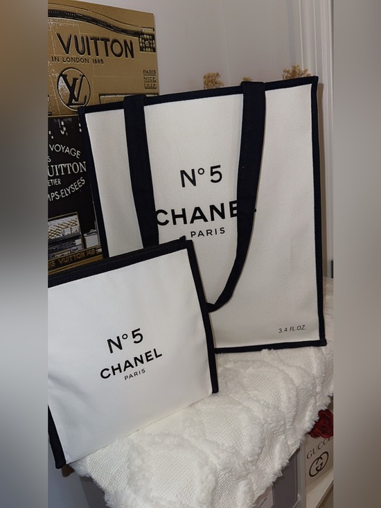 CHANEL Handbags - Chanel N°5 100th Anniversary White & Black Canvas Tote Bag and makeup pouch